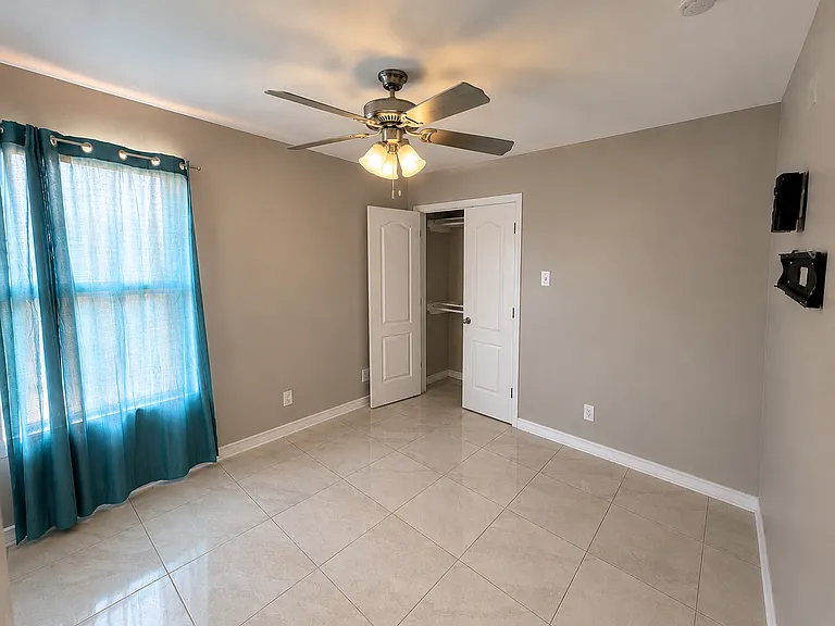 2711 Purdy Ct — Photo 10