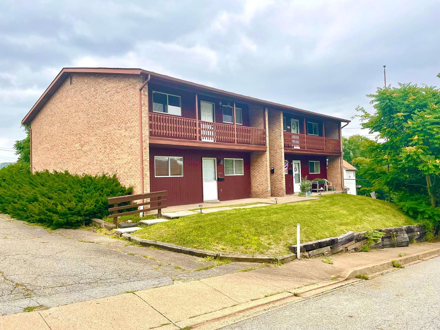 505 Patton St 1/2, PA 15644 Zillow