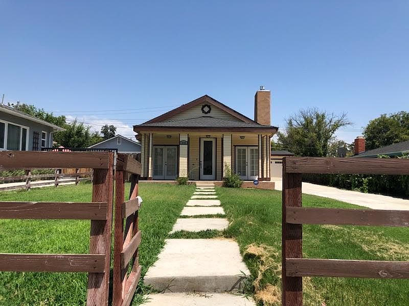 1st image of 1098 Bresee Ave