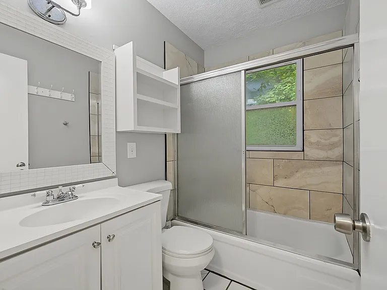 6 Irving Pl #3C — Photo 17