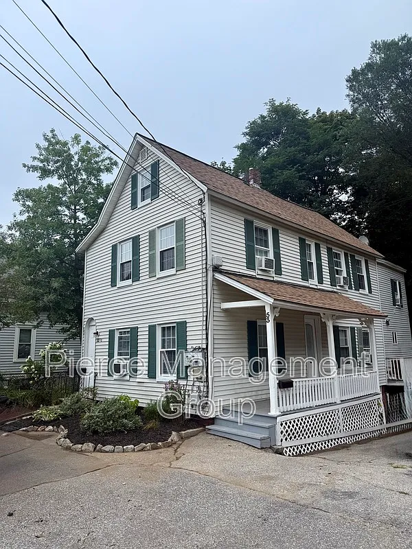 2 bed, 1.0 bath, $2,200 — Photo 1
