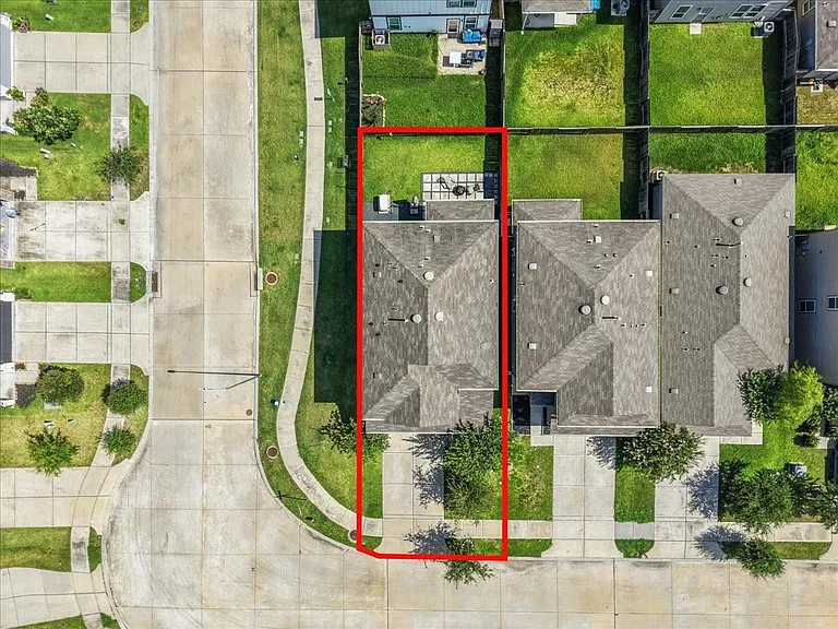 12615 Baker Bend St — Photo 36