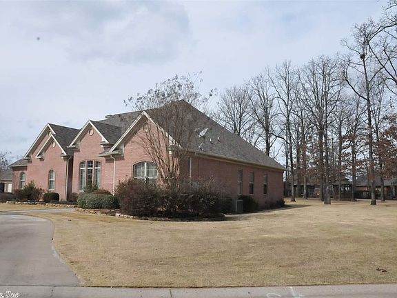 2nd image of 9 Silver Oak Dr