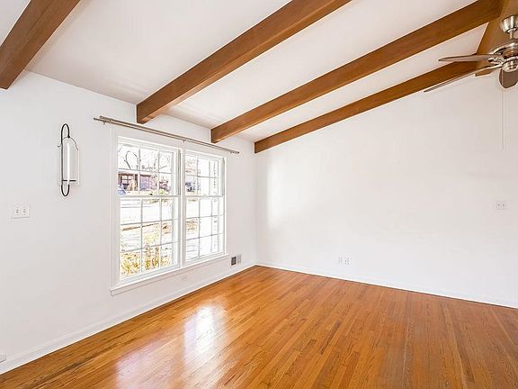 4th image of 7933 Canterbury St