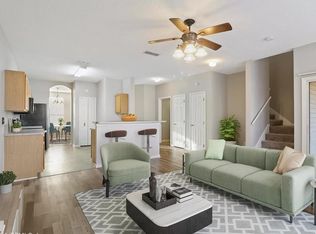 1131 Lee Rd, Jacksonville, FL 32225