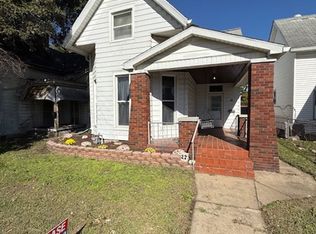 27 W Delaware St, Evansville, IN 47710