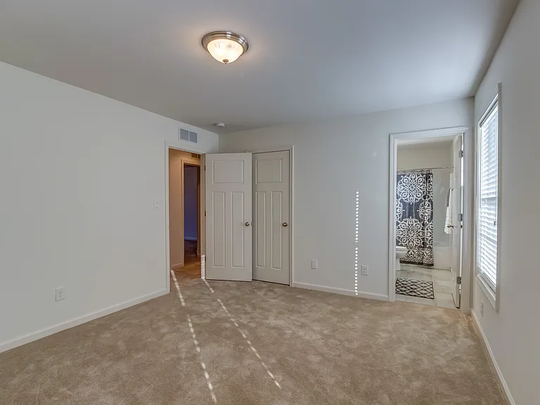 The Townhomes at Glasford Square — Photo 29