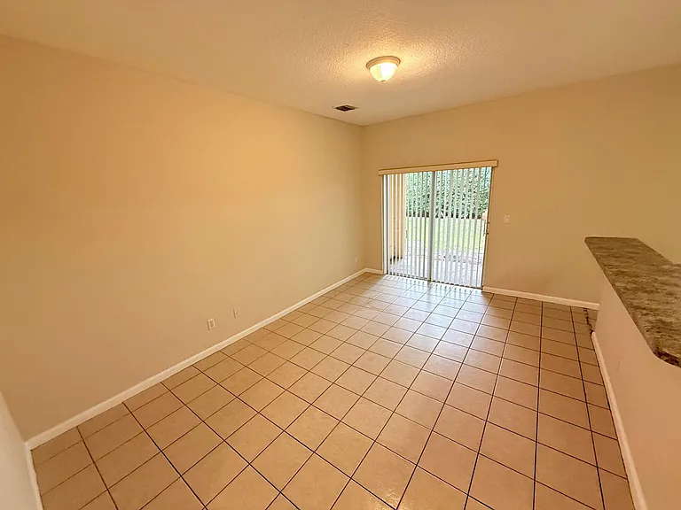 905 N Santa Catalina Cir #905 — Photo 7