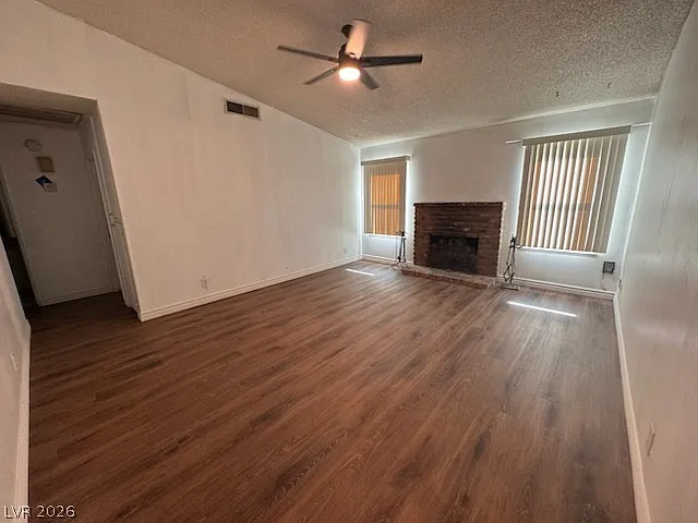 3001 King Midas Way — Photo 4