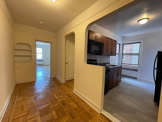 3rd image of 6421 Booth St #K