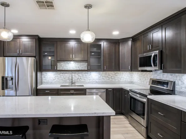 3157 E HAZELWOOD Street, Phoenix, AZ 85016