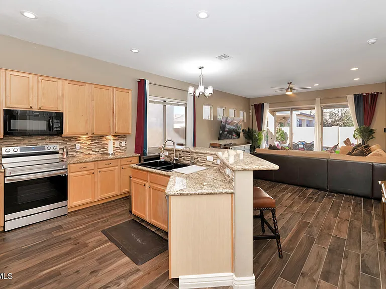 540 N Scott Dr #540 — Photo 3