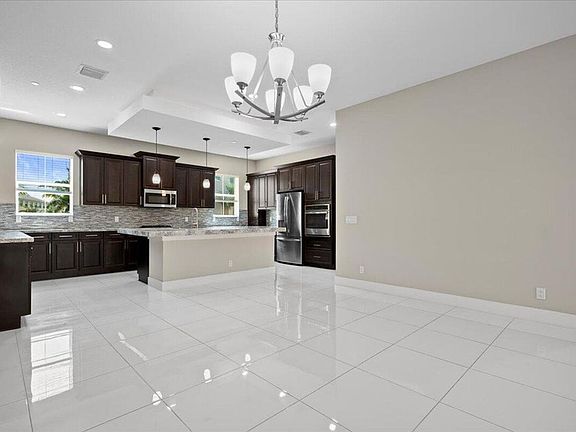 2nd image of 7114 Edison Pl