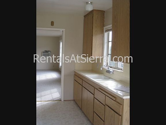 Lot Kitchen Cabinets