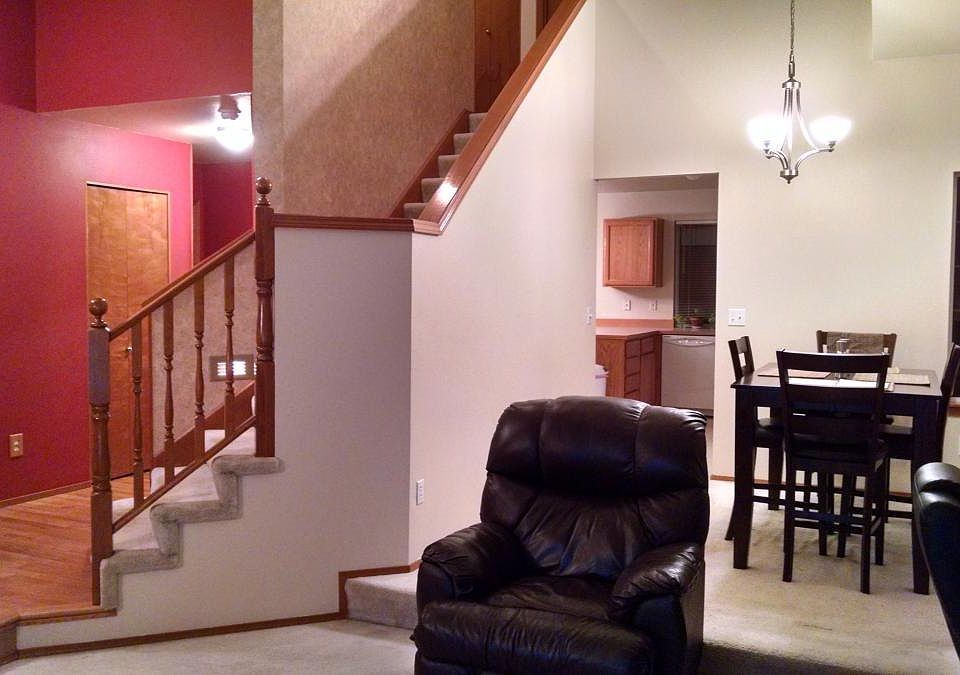Vaulted ceilings in large open living/dining room