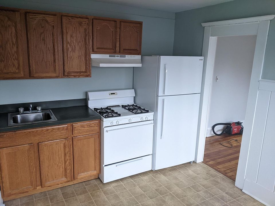 2nd image of 307 W Holly Ave APT 3