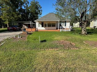 140 W Cora Lee St, Sour Lake, TX 77659