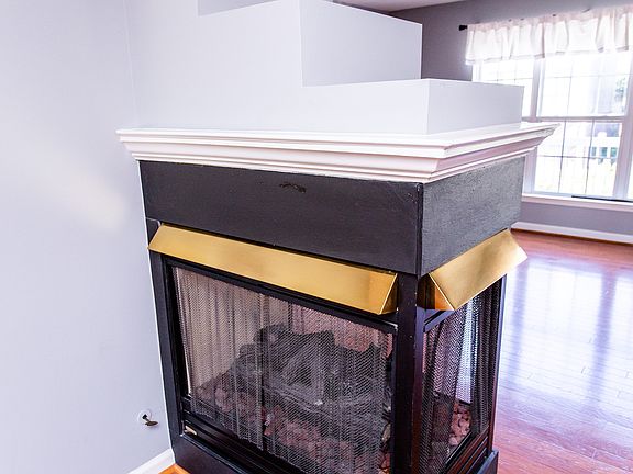 5th image of 509 Cameron Station Blvd #1