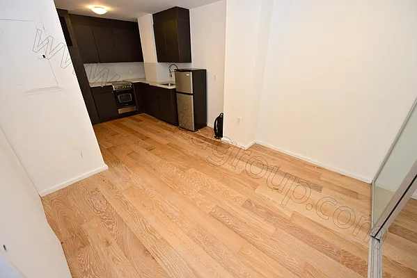 Rented by Nolita Group | media 42