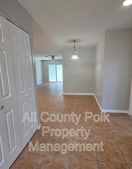 1210 Fairway Dr — Photo 3