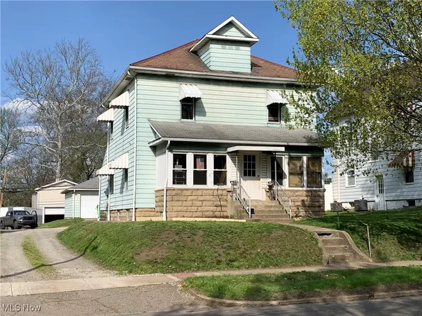 909 N Tuscarawas Ave, Dover, OH 44622