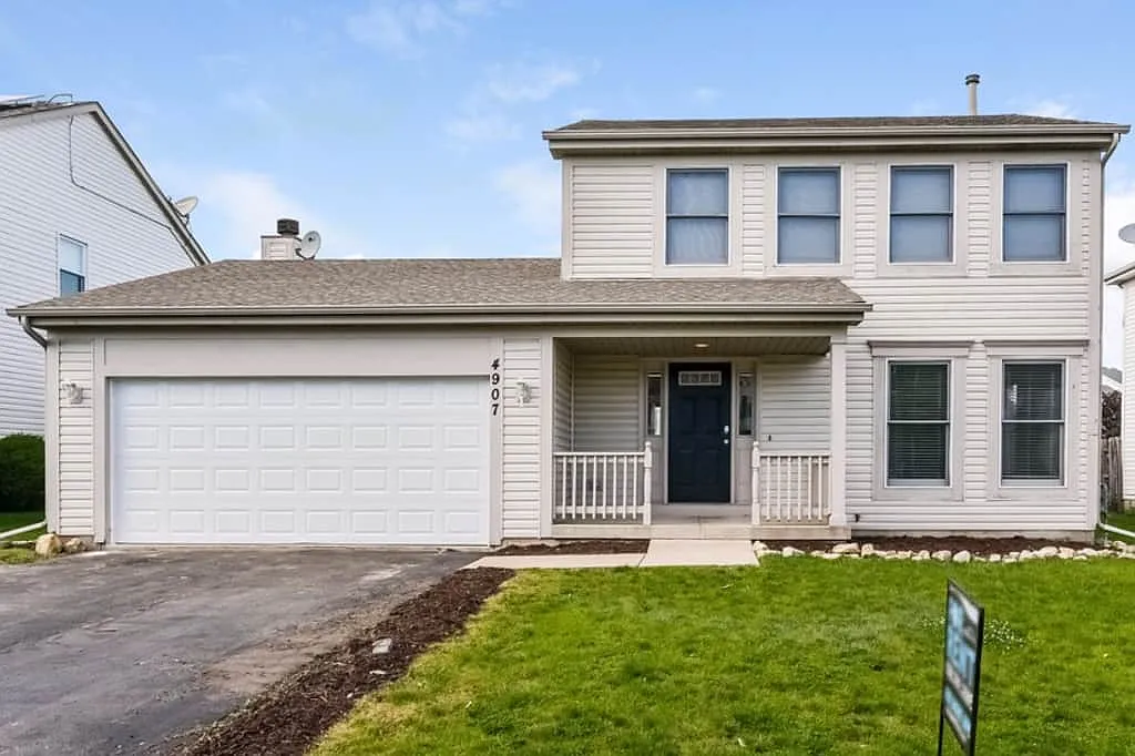 4907 Lobelia Ln photo 1