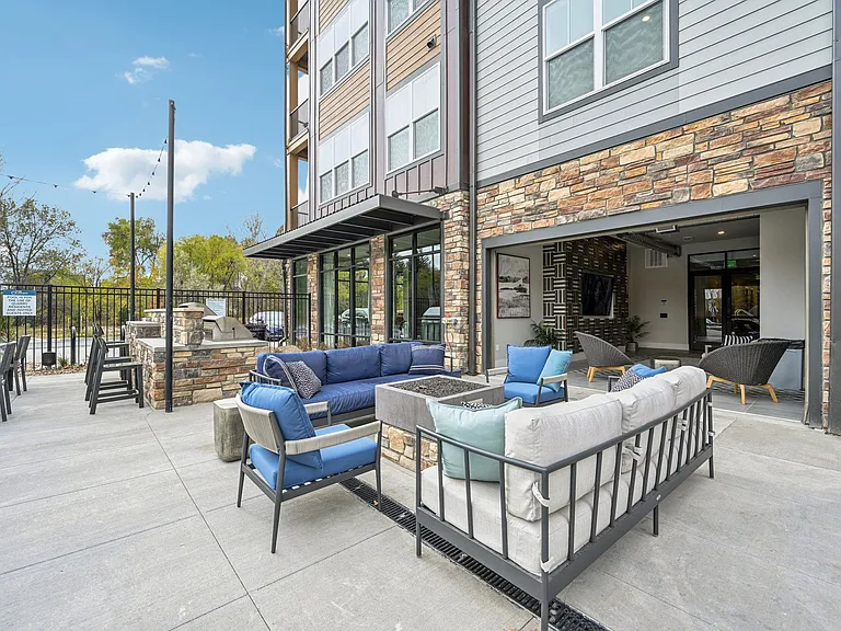 The Quarry Luxury Apartments — Photo 38