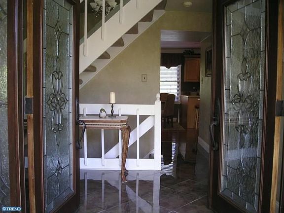 3rd image of 53 Chippenham Dr
