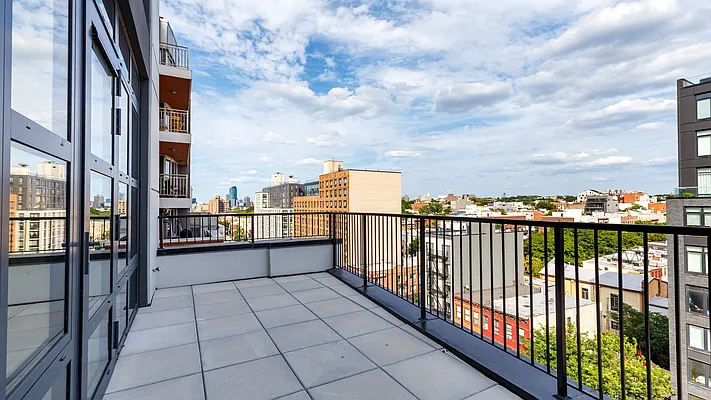 Rented by Nooklyn NYC LLC | media 43