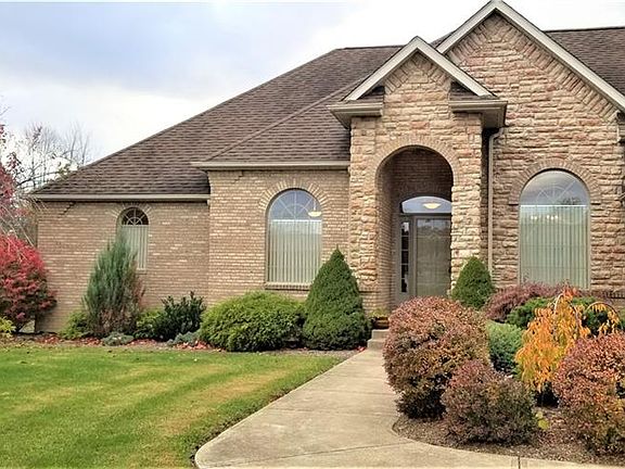 2nd image of 6440 Wooded View Dr