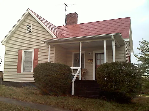 308 Townley St Photo 1