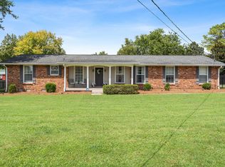 111 Daniel Smith Dr, Hendersonville, TN 37075