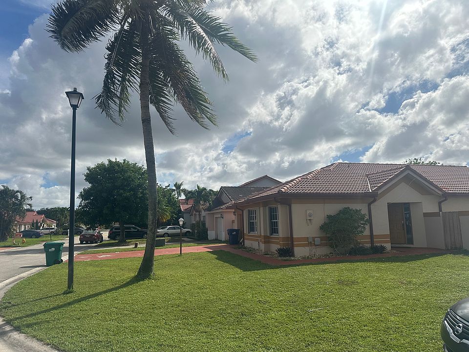 1st image of 5384 NW 190th Ln