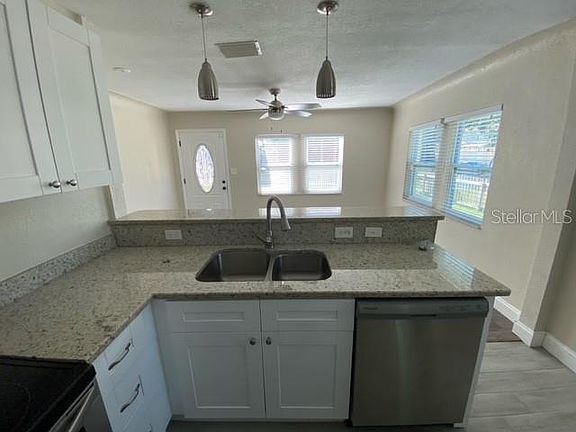 3rd image of 5263 5th Ave S