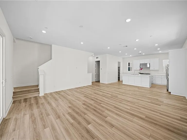 2nd floor living room
