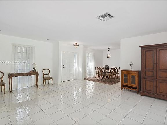 3rd image of 8525 SW 148th Ter