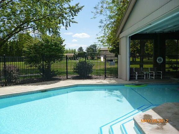 clubhouse outdoor pool