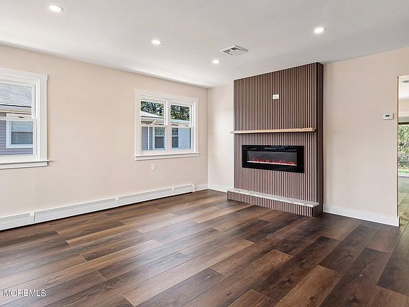 4th image of 824 Jamaica Boulevard