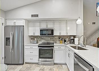 5th image of 884 Wimbledon Dr #884