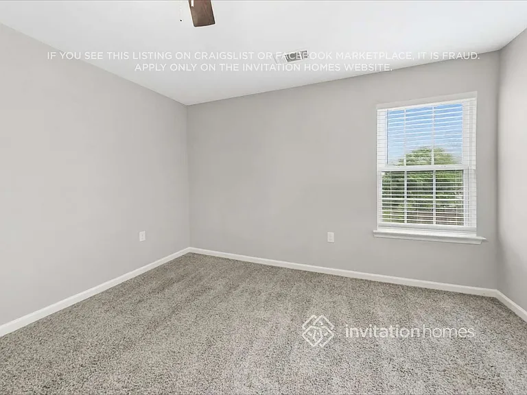 1719 Eastway Dr — Photo 19