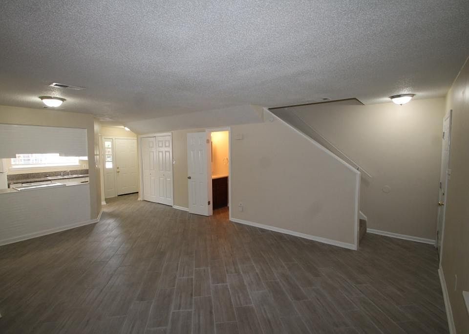 2nd image of 111 Brandon Ln APT C
