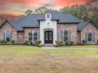 1919 Highpoint Pl, Haughton, LA 71037