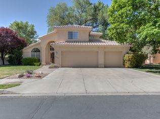 1634 Tierra Del Rio NW, Albuquerque, NM 87107