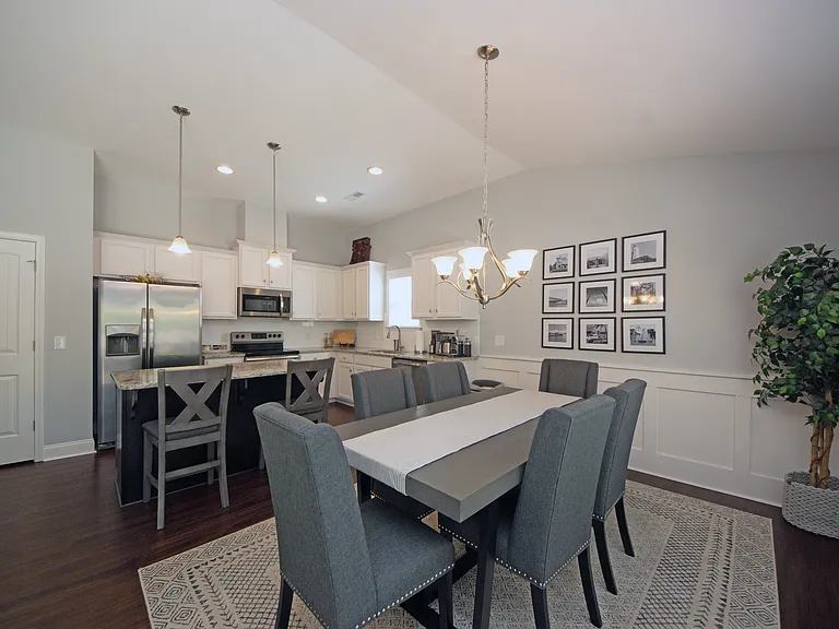 107 Prescott Cir — Photo 14
