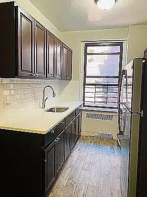 5th image of 3210 Avenue H #44
