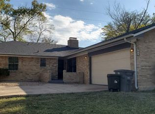 902 Highfall Dr, Dallas, TX 75232