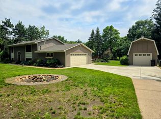884 Pine St, Lino Lakes, MN 55014