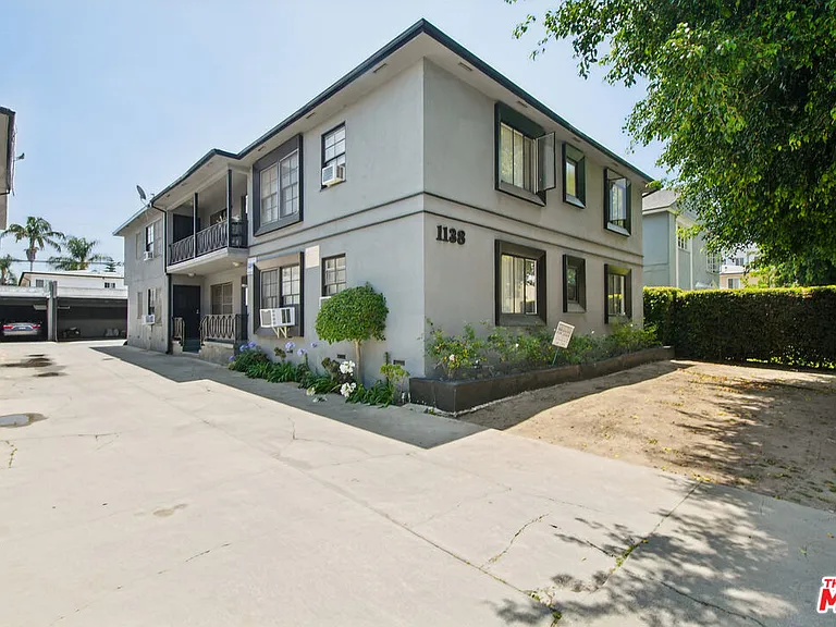 1138 S Sherbourne Dr #3 — Photo 18