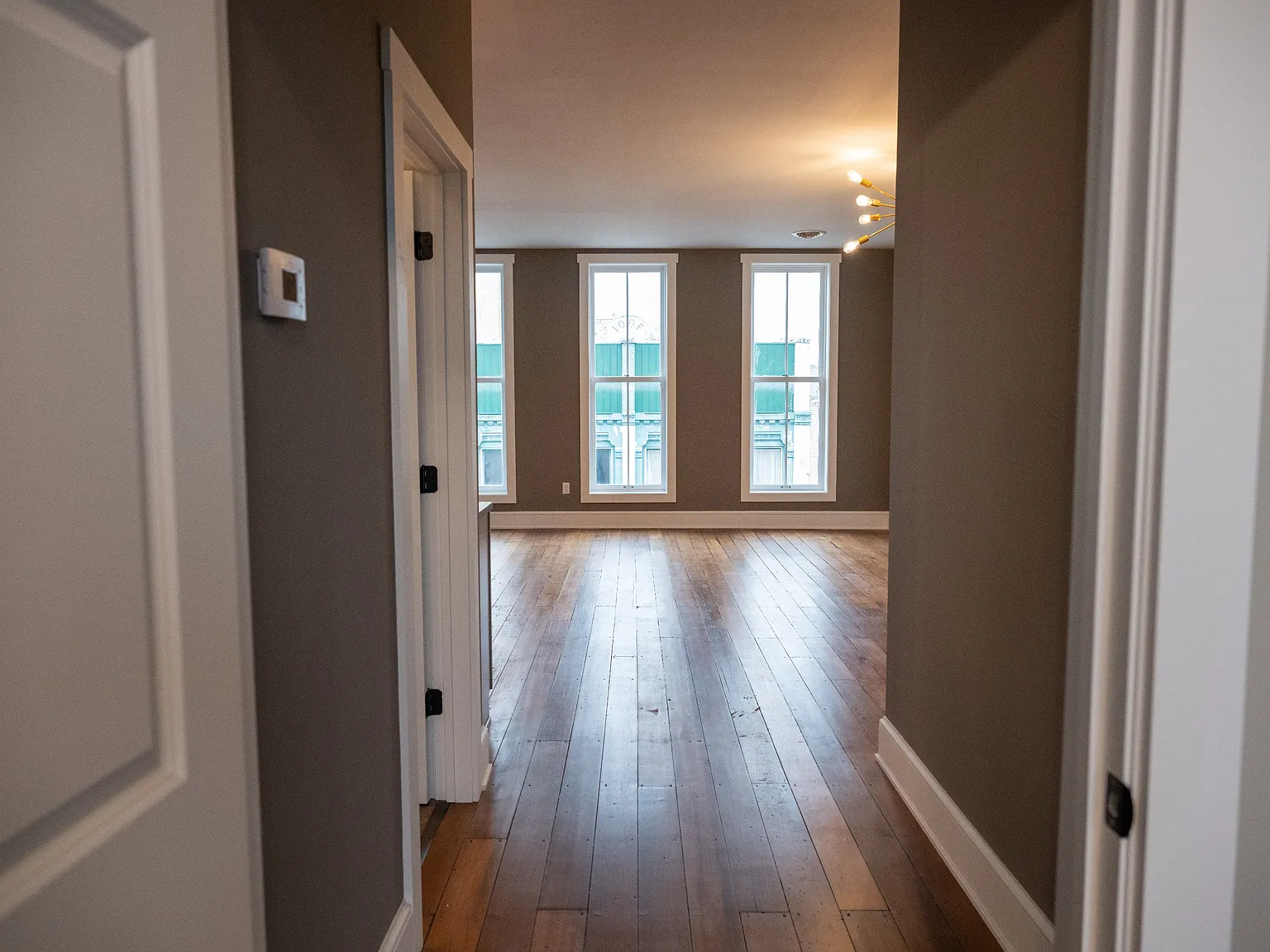 722 East Main Street - 4 — Photo 4