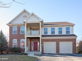 1233 Danhof Dr, Bolingbrook, IL 60490